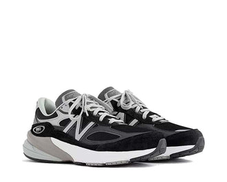 New Balance 990v6 Made in USA Black vista lateral — mesh transpirable y ante