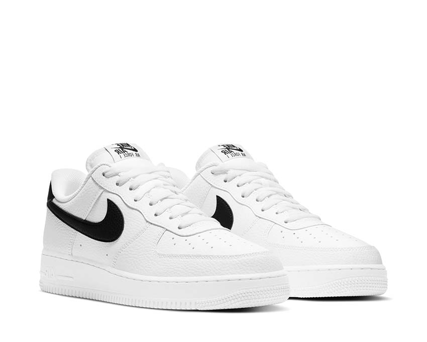 Nike Air Force 1 '07