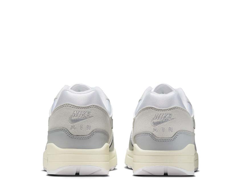 Nike Air Max 1 '87 W Pure Platinum / LT Stoker Grey - White - Sail HF0026-001