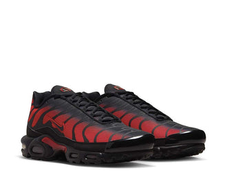 Nike Air Max Plus University Red Black vue latérale — semelle Air tubulaire