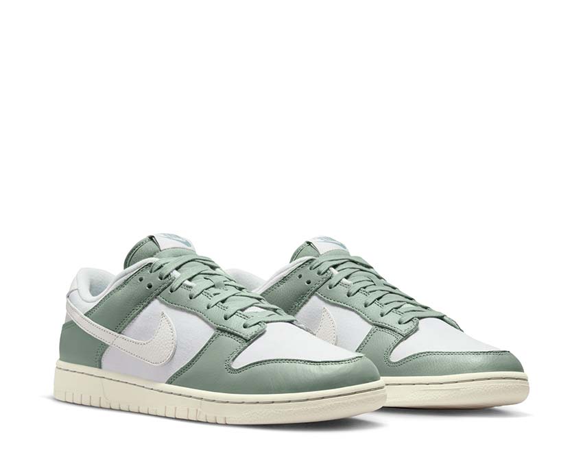 Nike Dunk Low Retro PRM Mica Green / Sail - Photon Dust DV7212-300