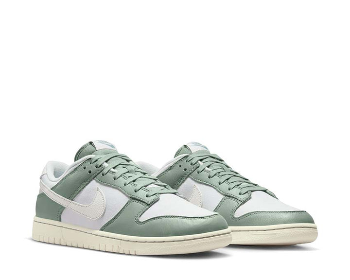 Nike Dunk Low Retro PRM Mica Green / Sail - Photon Dust DV7212-300