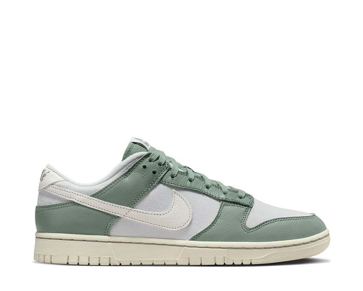 Nike Dunk Low Retro PRM Mica Green / Sail - Photon Dust DV7212-300