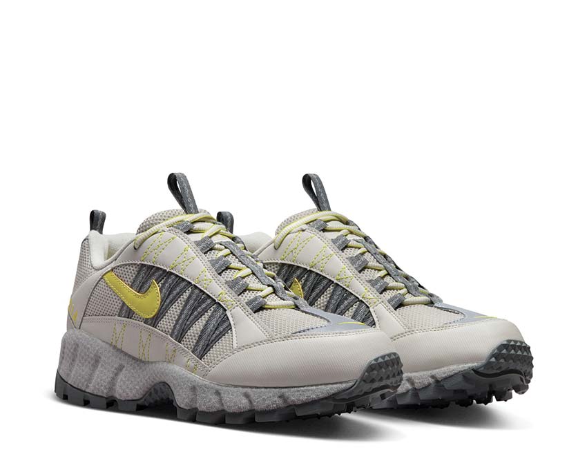 Air Humara Light Bone  / High Voltage - Smoke Grey FQ2443-001