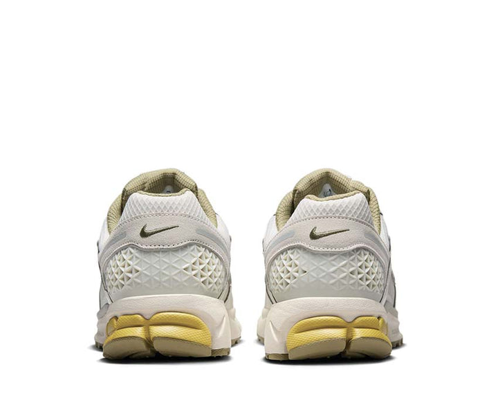 Nike Zoom Vomero 5 Light Bone / Medium Olive - Neutral Olive FV0397-001