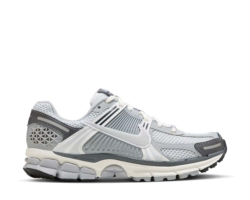 Nike Zoom Vomero 5 Pure Platinum / Metallic SIlver FD9919-001