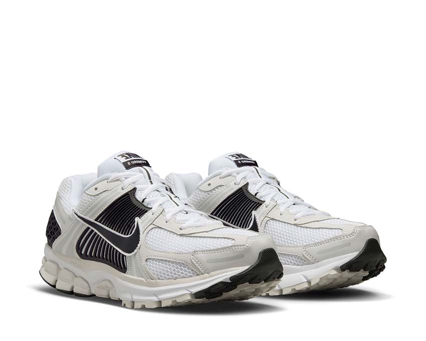 Nike Zoom Vomero 5 White / Black - Platinum Tint - Metallic Platinum FB9149-101