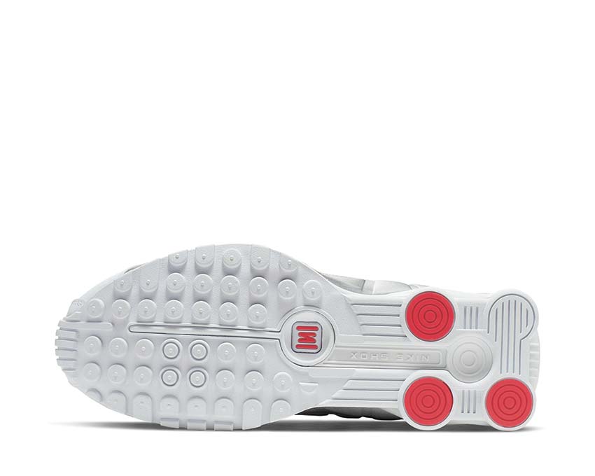 Nike Shox R4 White / Metallic Silver - Max Orange AR3565-101