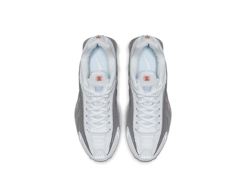 Nike Shox R4 White / Metallic Silver - Max Orange AR3565-101