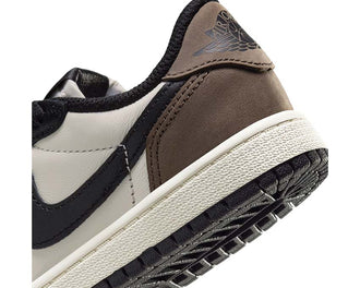Jordan 1 Retro Low Mocha PS Sail vista lateral — cuero mocha niños preschool