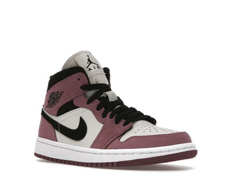 Air Jordan 1 Mid SE Light Mulberry vista laterale — pelle viola mulberry Mid SE