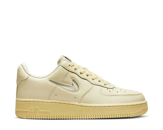 Nike Air Force 1 '07 LX Coconut Milk — baskets femme coloris crème citron premium