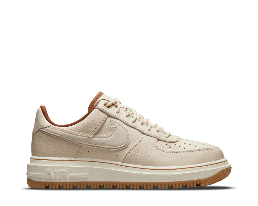 Nike Air Force 1 LUXE Pearl White / Pale Ivory - Pecan - Gum Yellow DB4109-200