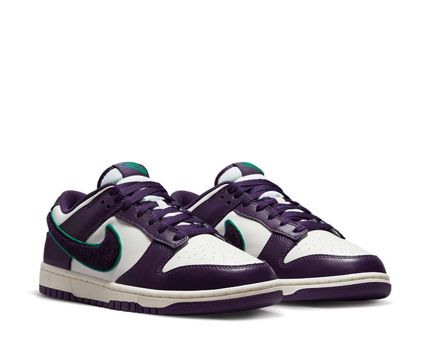 Nike Dunk Low Sail / Grand Purple - Neptune Green DQ7683-100