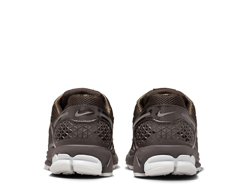 Nike Zoom Vomero 5 Velvet Brown / Game Royal - Earth - Anthracite FN3420-200
