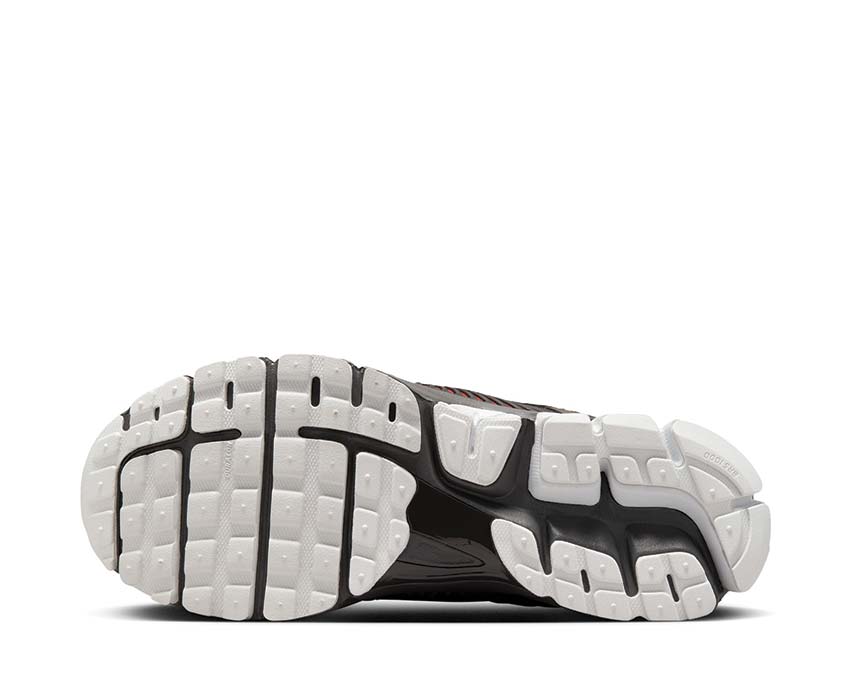 Nike Zoom Vomero 5 Velvet Brown / Game Royal - Earth - Anthracite FN3420-200